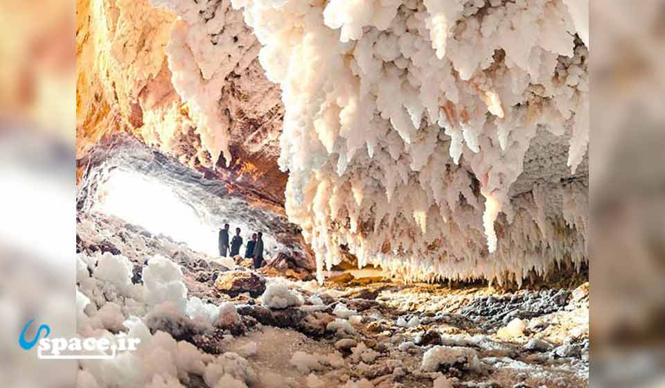 غار نمکی روستای کانی - قشم